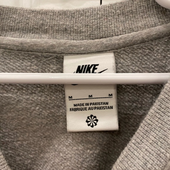 Men’s M Nike Crew - Picture 2 of 2